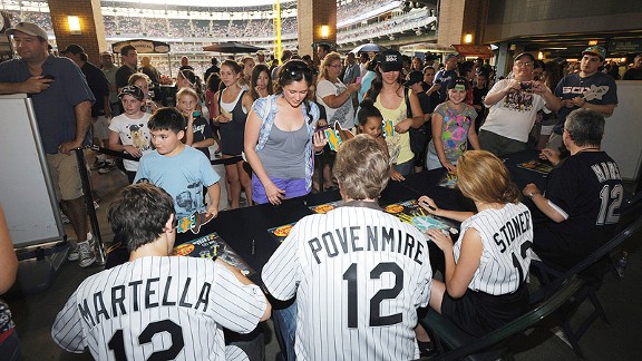 Autograph Session