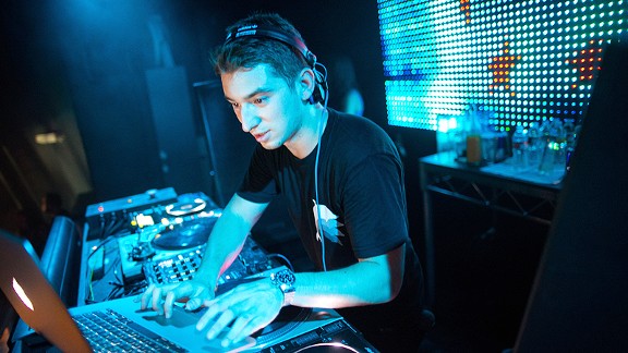 DJ Politik
