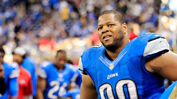 nfl_a_suh_576.jpg