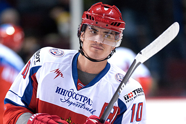 nail yakupov