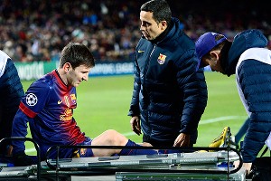 Messi Carted Off Field with Knee Injury