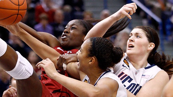Chiney Ogwumike and Stefanie Dolson