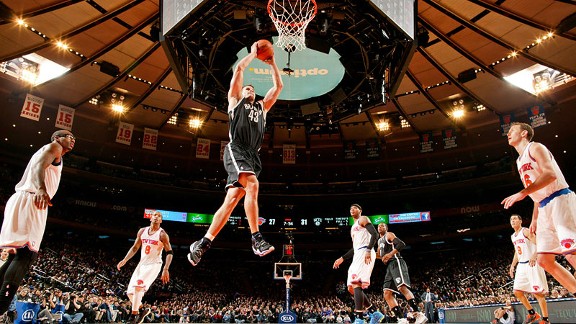 Kris Humphries