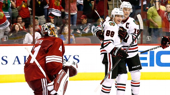 Patrick Kane , Mike Smith, Jonathan Toews
