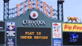 MLB owners vote to fund expanded replay
