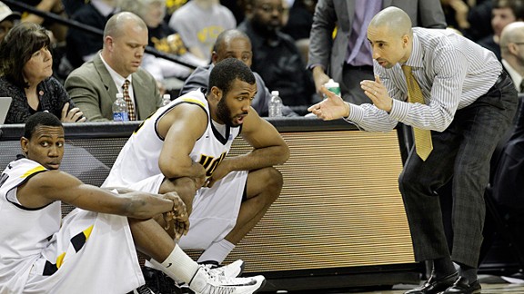 Virginia Commonwealth head coach Shaka Smar