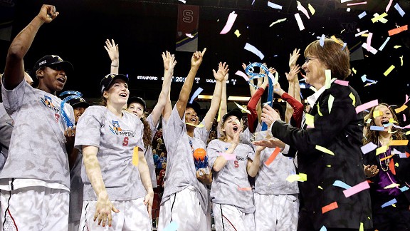 Stanford Women's basketball celebrates