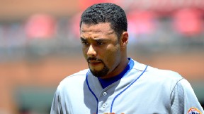 O's sign Johan Santana to minor league deal