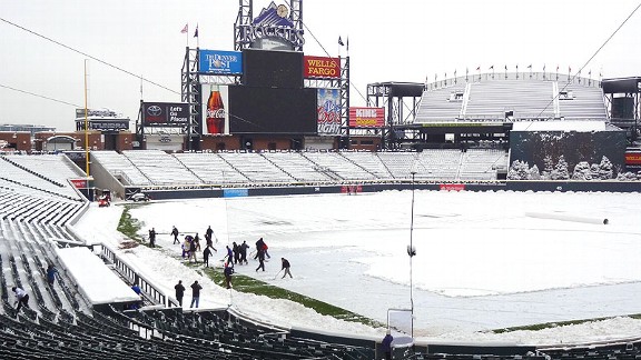 ny_e_coors-field01jr_576.jpg