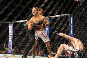 Chad Mendes and Darren Elkins