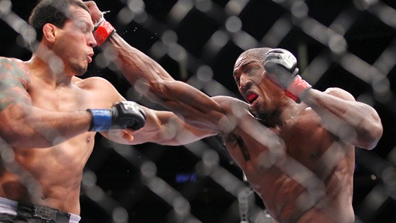 Phil Davis and Vinny Magalhaes