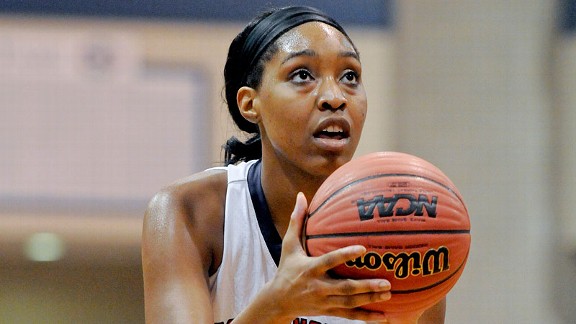 Jatarie White