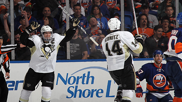 Chris Kunitz #14 of the Pittsburgh Penguins