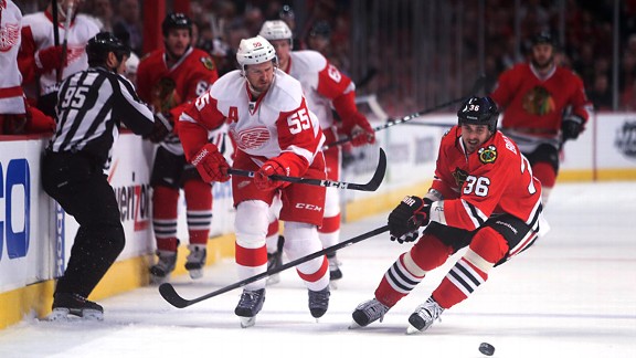 Blackhawks vs. Red Wings