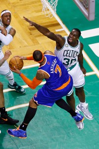 Carmelo Anthony, Brandon Bass