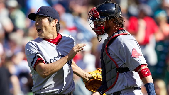 Koji Uehara, Jarrod Saltalamacchia
