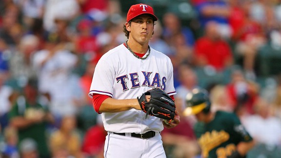 Derek Holland, Yoenis Cespedes