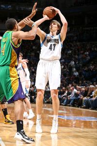 Andrei Kirilenko, Xavier Henry