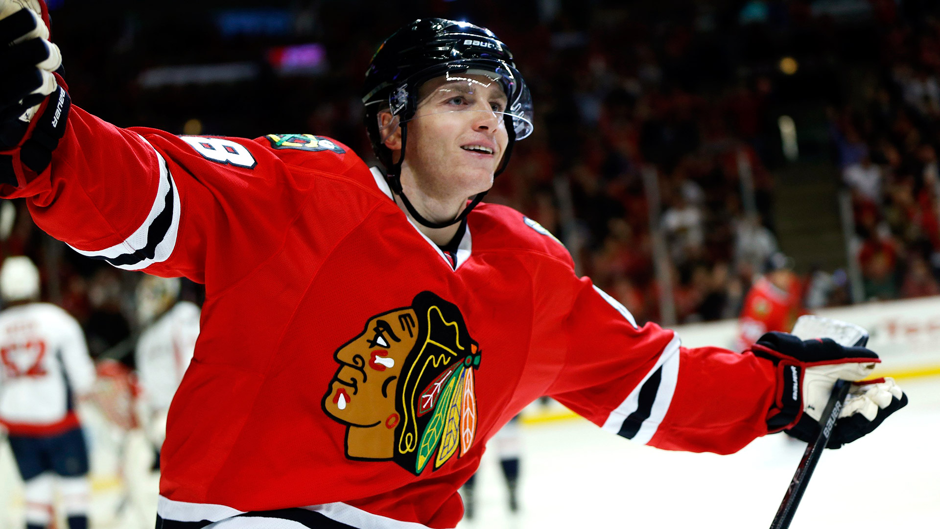 Blackhawks' Patrick Kane shows up to men's hockey game, predictably