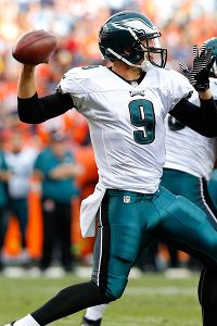 If Vick's out, a test for Foles and Kelly