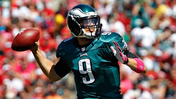Foles makes strong case for starting role