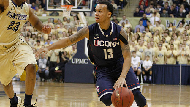 Shabazz Napier #13 of the Connecticut Huskies handles the ball against the Pittsburgh Panthers at Petersen Events Center on January 19, 2013 in Pittsburgh, Pennsylvania.