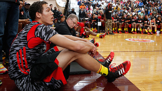 Aaron Gordon #32 of Archbishop Mitty looks on during the 2013 McDonald's All American Games Powerade Jam Fest at the Gerald Ratner Athletics Center on April 1, 2013 in Chicago, Illinois. Gordon will attend Arizona to play basketball.