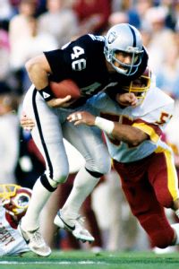 nfl_u_christensen_200x300.jpg