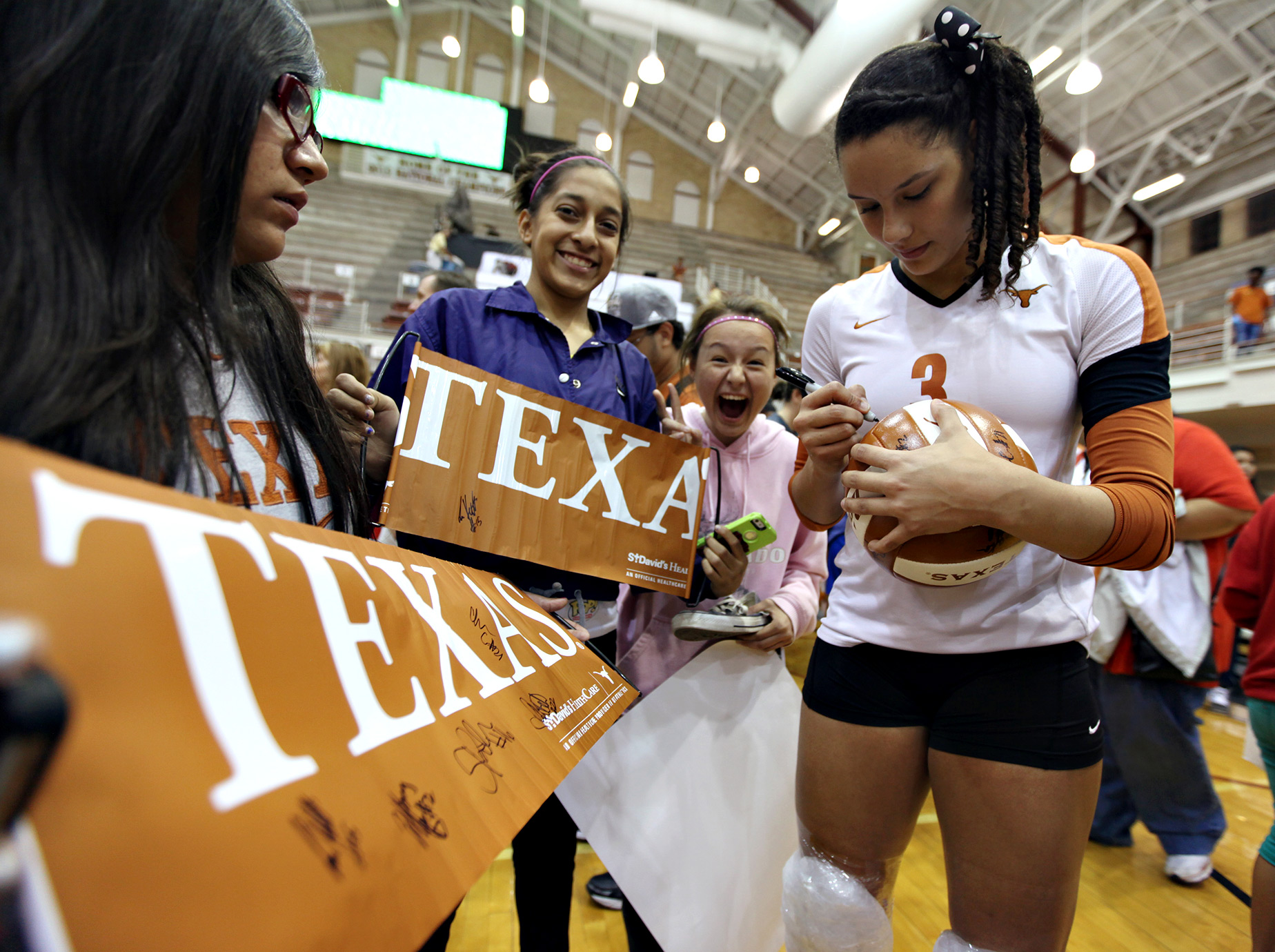 Fan Frenzy - EspnW Total Access -- Texas Women's Volleyball - EspnW