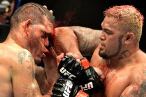 Antonio 'Big Foot' Silva vs. Mark Hunt
