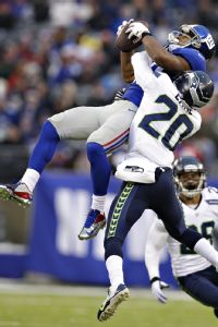 Giants' Cruz has concussion, sprained knee