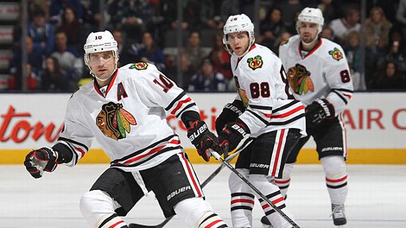 Patrick Sharp #10 of the Chicago Blackhawks