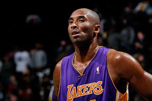 Kobe Bryant #24 of the Los Angeles Lakers