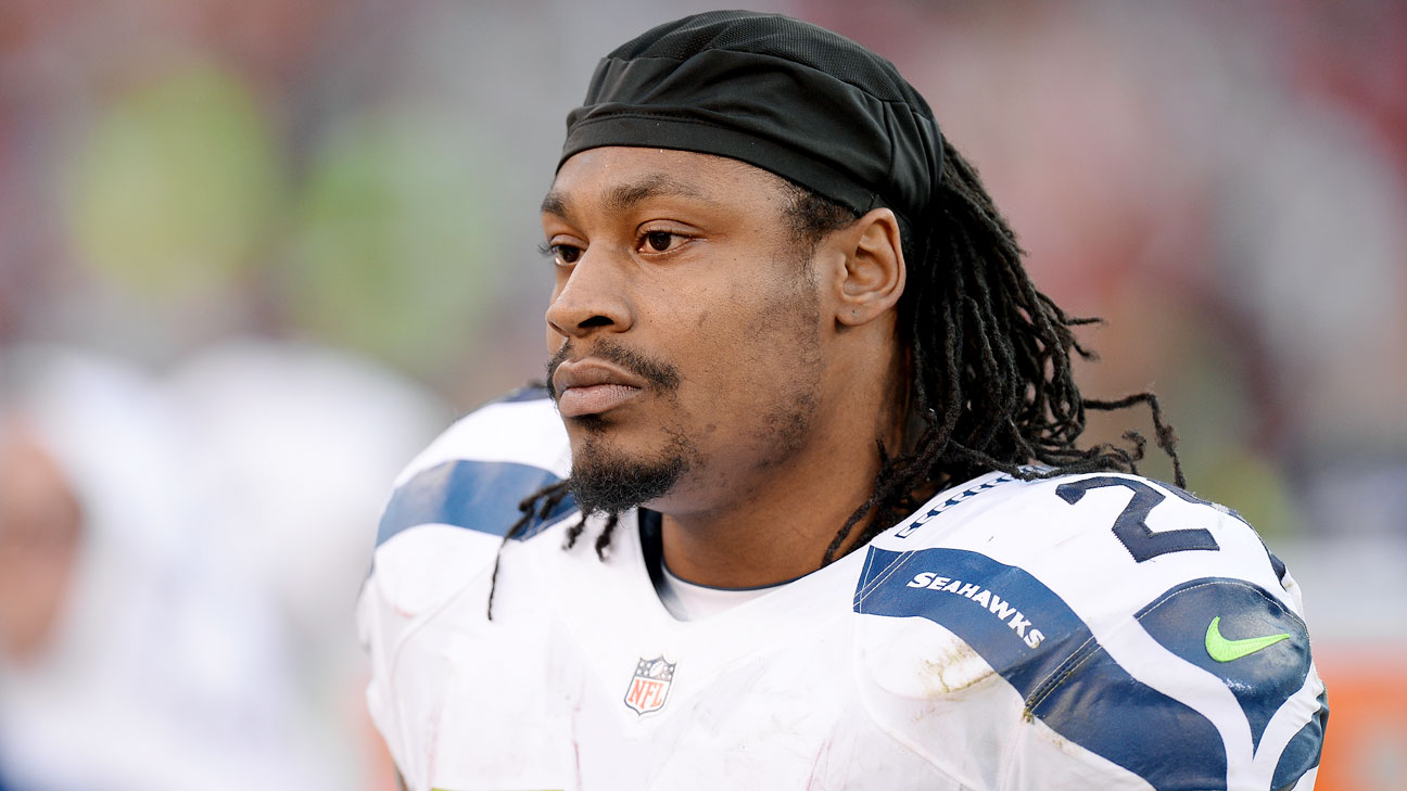 Marshawn Lynch Of Seattle Seahawks Fined 50k For Media Silence 