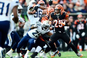Gio Bernard