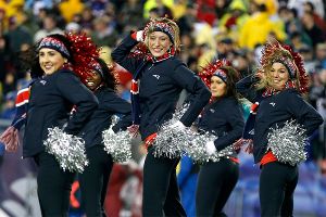 Patriots cheerleaders