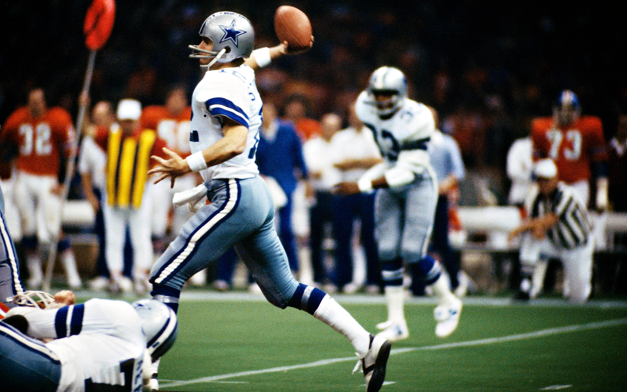 33. Roger Staubach - The 48 Greatest Super Bowl Stars - ESPN