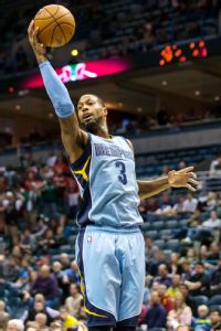 Griz's Johnson accused of hitting, choking wife