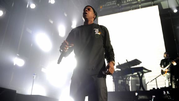 Jay Z at the DirecTV Super Bowl party