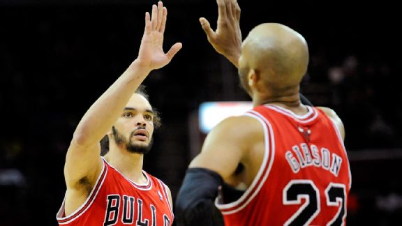 Joakim Noah, Taj Gibson
