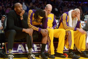 Kobe Bryant, Jordan Hill, Chris Kaman, Robert Sacre