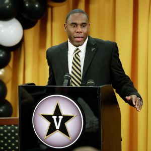 Derek Mason