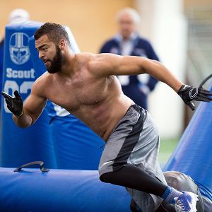 Kyle Van Noy