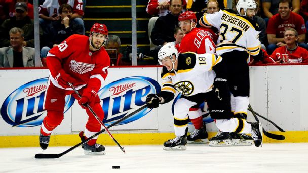 Drew Miller, Reilly Smith, Patrice Bergeron, Luke Glendening