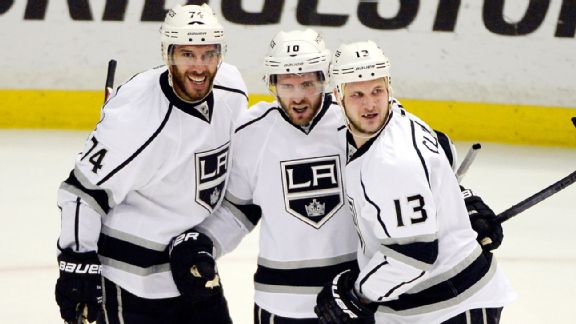 Mike Richards, Dwight King, Kyle Clifford