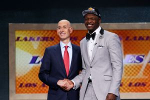 Julius Randle, Adam Silver