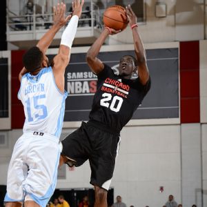 Tony Snell