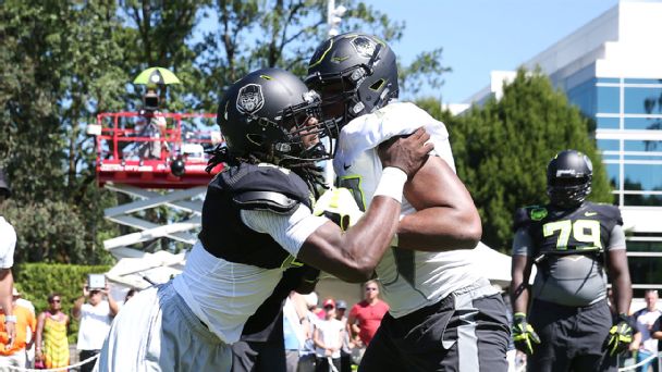 Josh Sweat, Martez Ivey