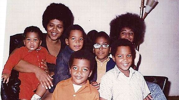 Michael Strahan and family