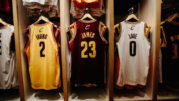 mag_LeBron02_smith_576x324.jpg